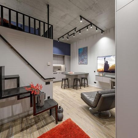 Ivis House Modern Apartment In Vilnius Old Town With Balcony Exterior photo