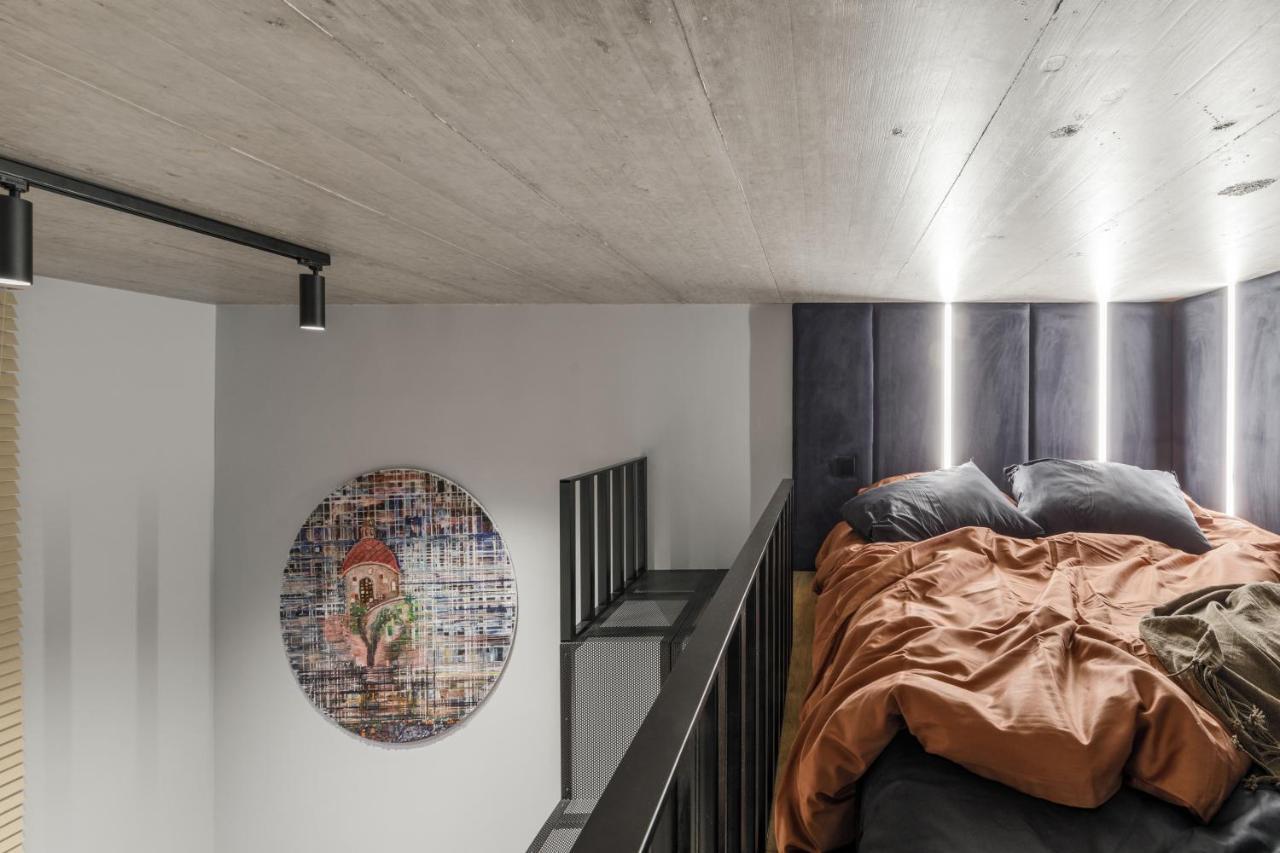 Ivis House Modern Apartment In Vilnius Old Town With Balcony Exterior photo