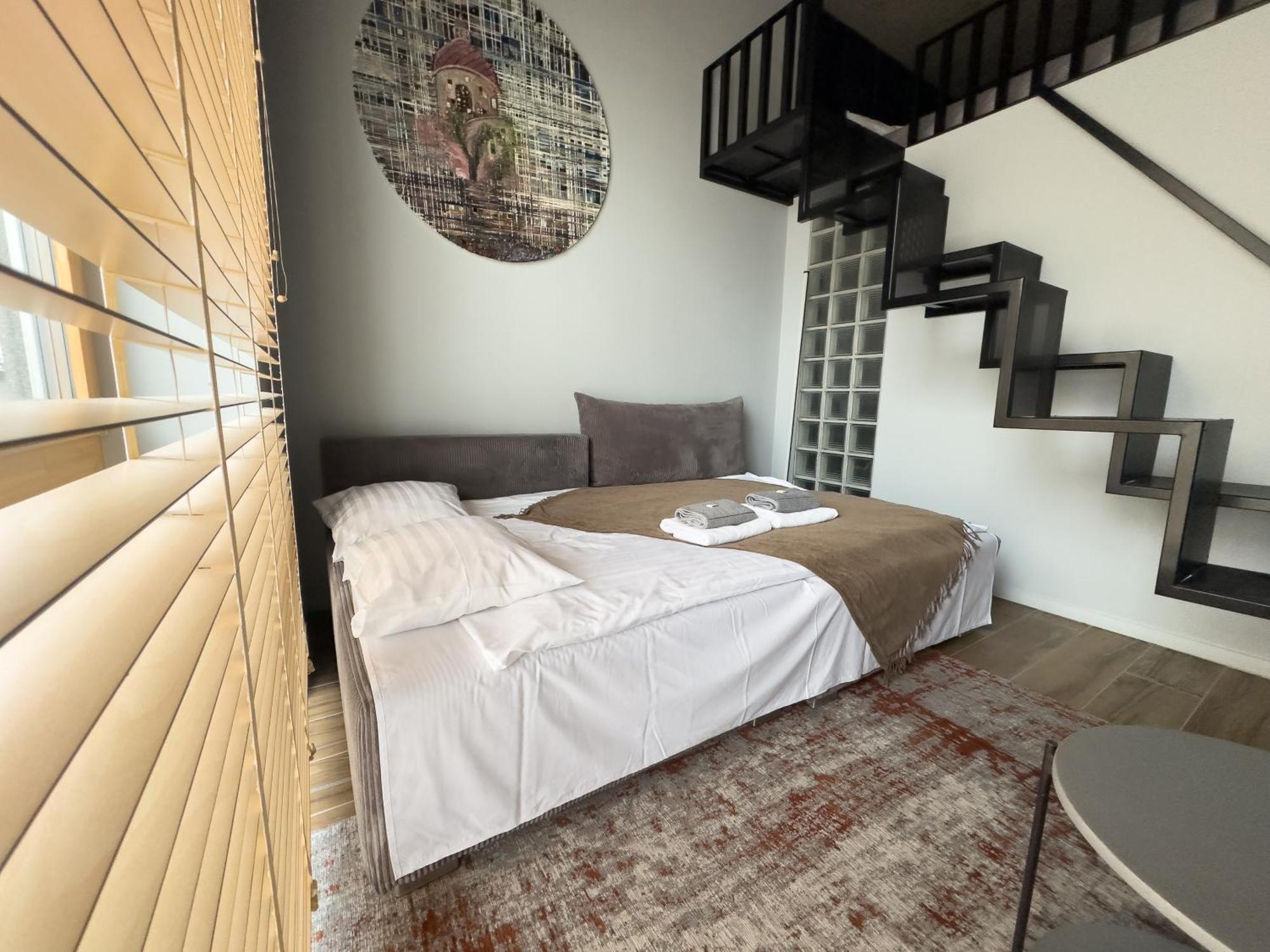 Ivis House Modern Apartment In Vilnius Old Town With Balcony Exterior photo